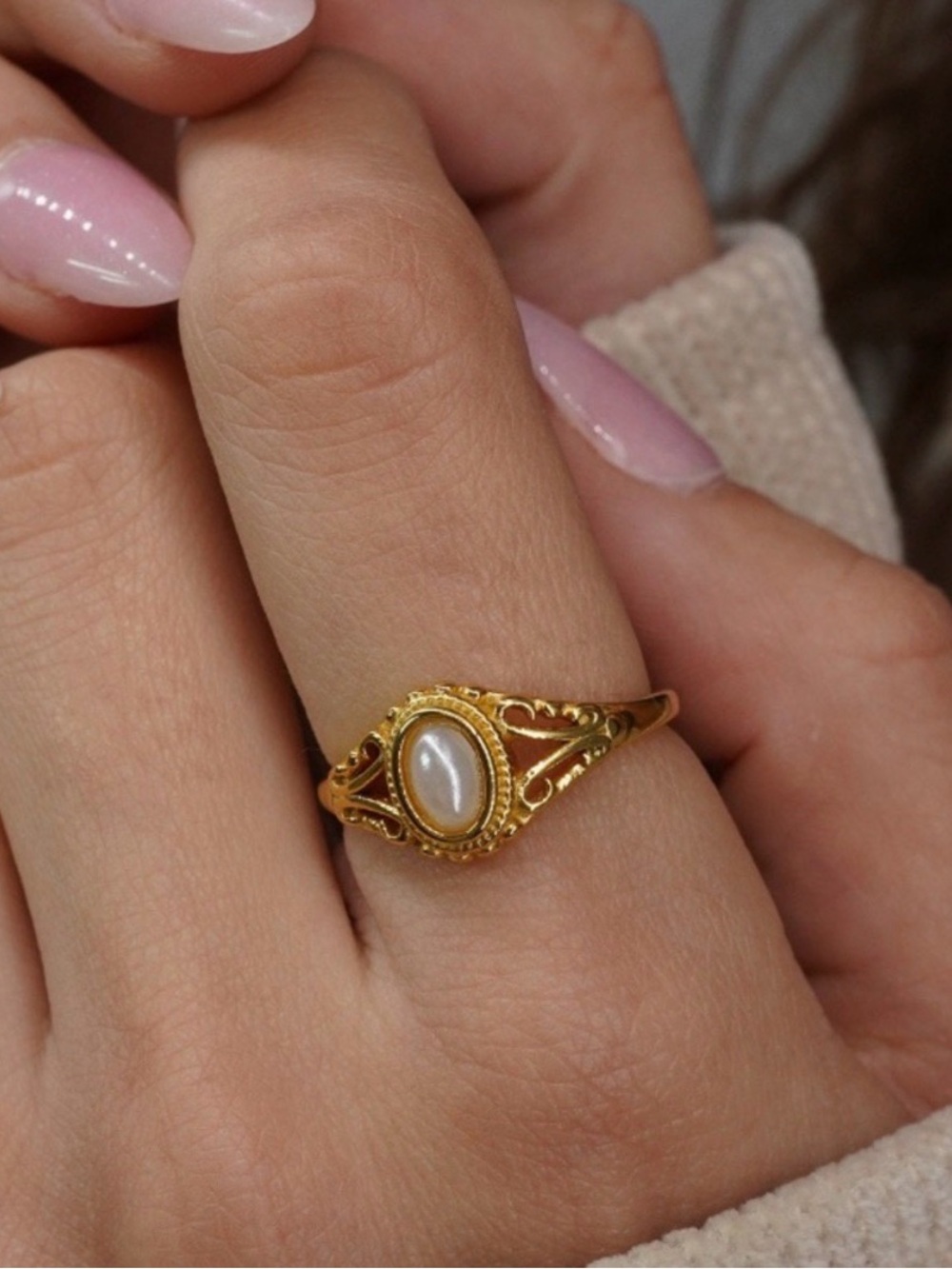 Pearl Ring 18K Gold Stainless Steel Size 8